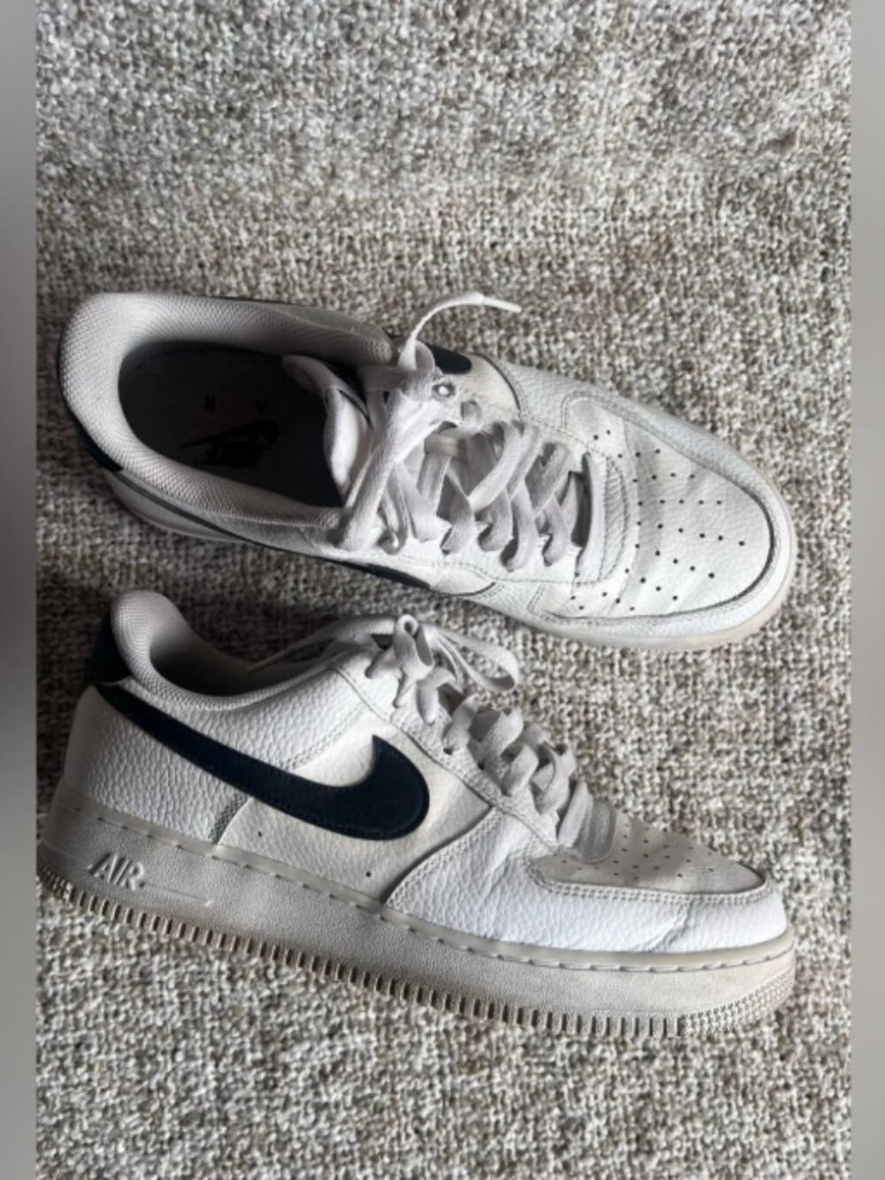 M 8.5 / W 10 Nike Air Force 1 '07 Low White Black Tumbled Leather
